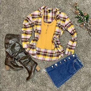 Woman’s Brown Yellow Plaid Thick Cozy Button Up Flannel Wild Fable Size Small